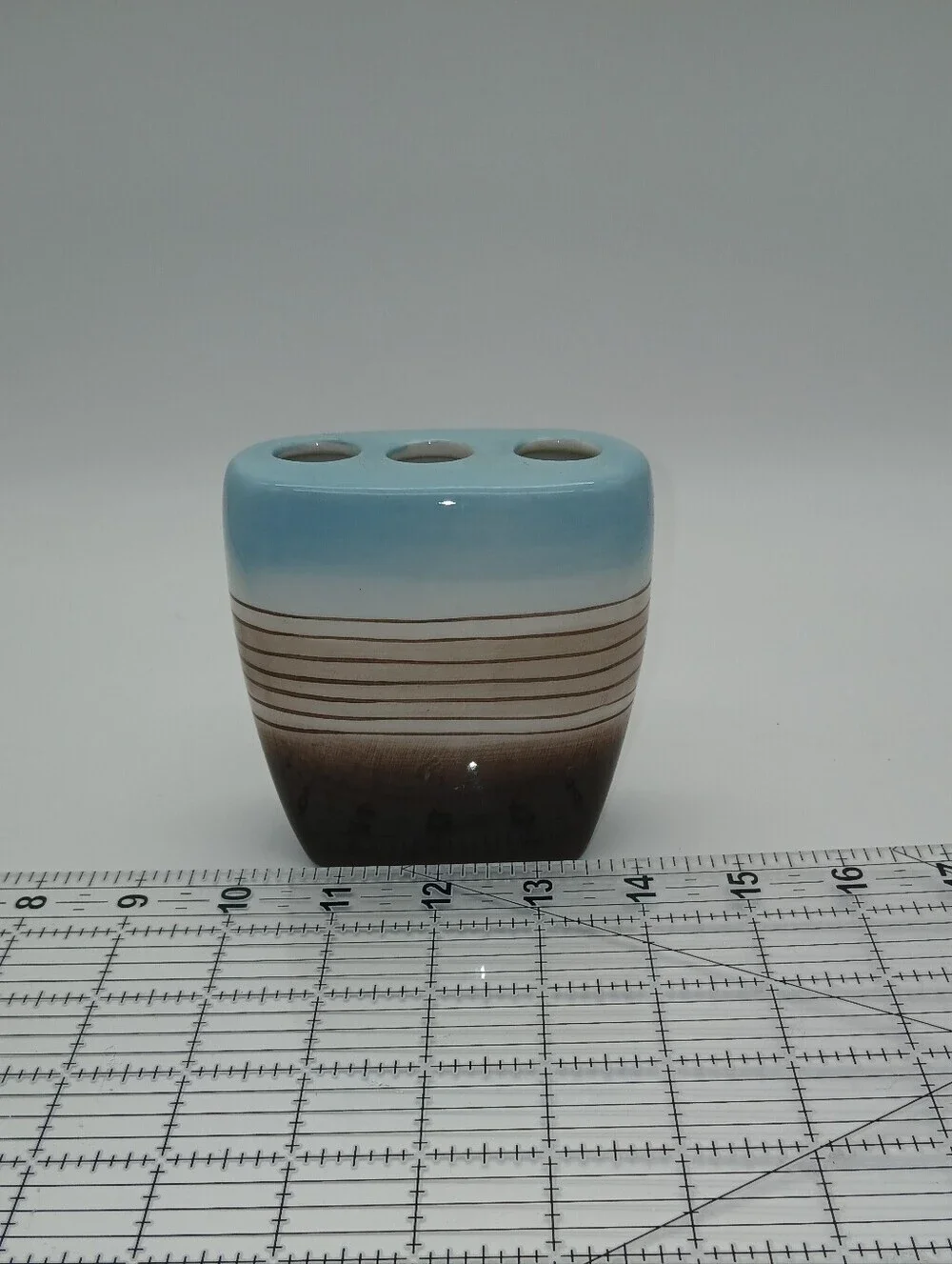 Ceramic Toothbrush Holder in Sky Blue and Brown
